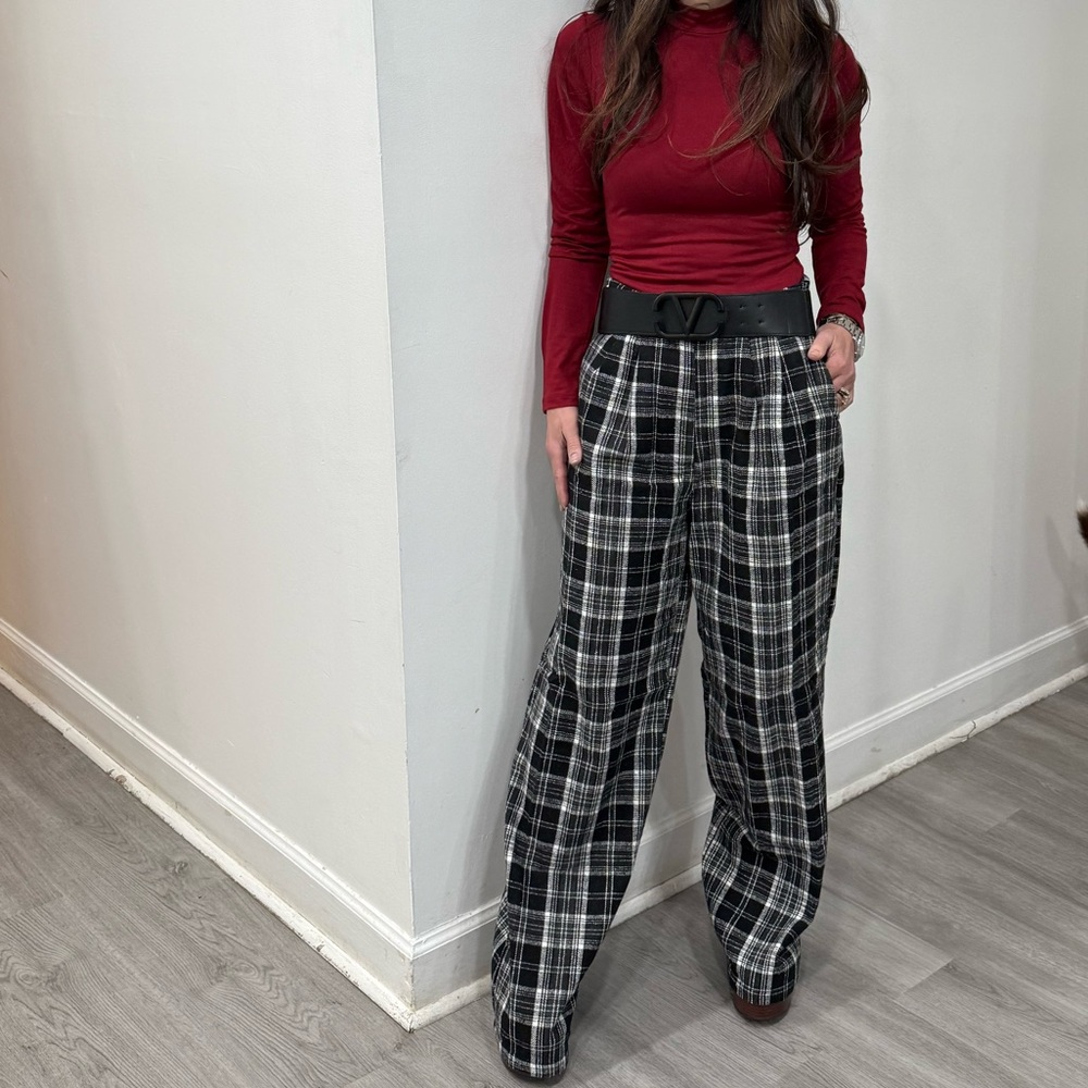 Plaid Black and White Women's Pants
